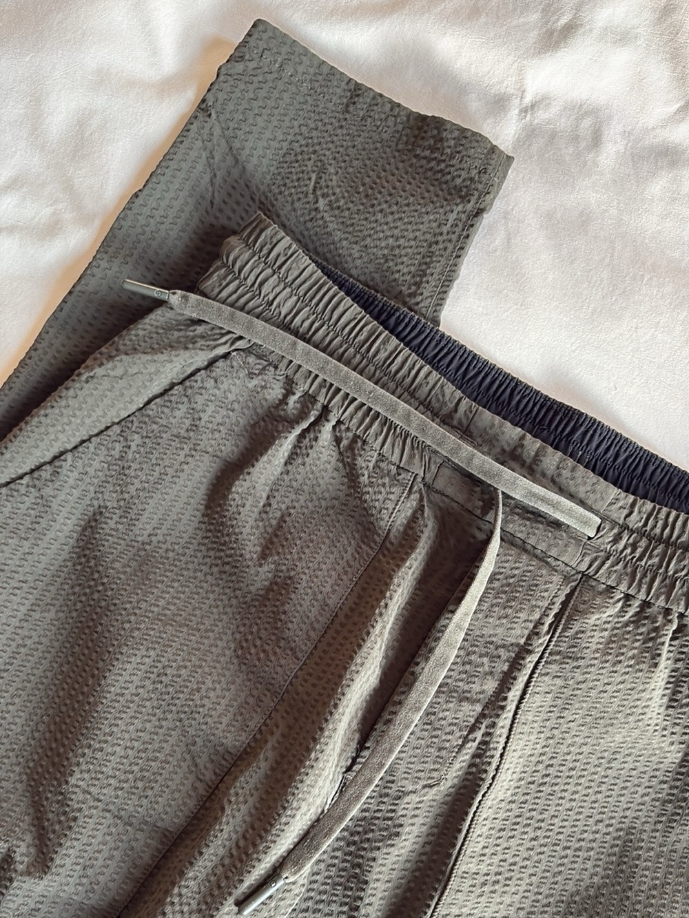 Lululemon Men's Bowline Pant Dark Olive-Textured Drawstring Joggers